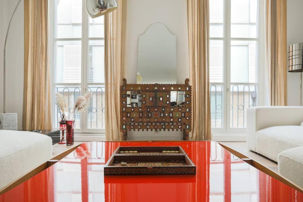 Amazing Premium Flat, Fantastic Location, 1290 Sqf Parijs